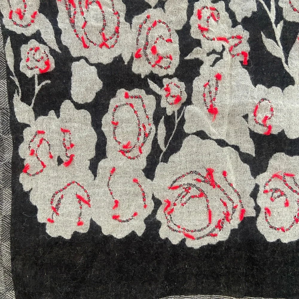 Wool Floral Print Scarf
